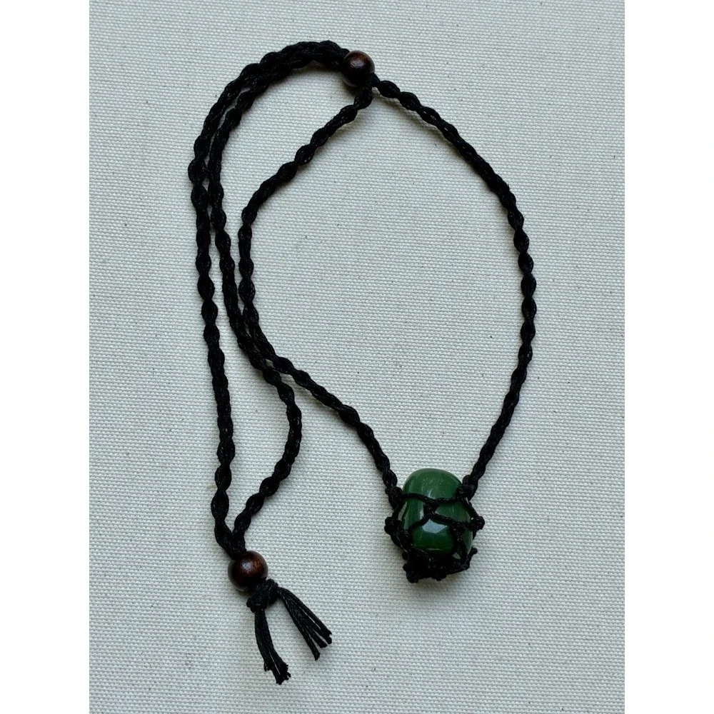 Natural Green Tumbled Stone Macrame Adjustable Cord Necklace Crystal Healing